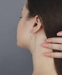 ツイスト ダブルライン ワイヤーピアス