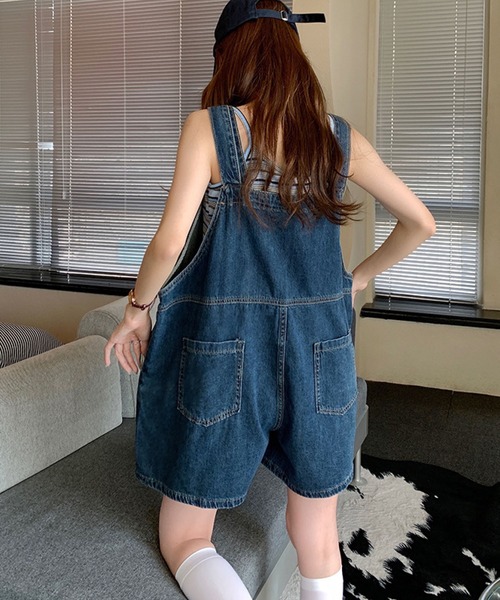 meJane（ミージェーン）の「ワイドデニムショートオーバーオール（サロペット/オーバーオール・レディース・インディゴブルー・FREE）」の4枚目の写真