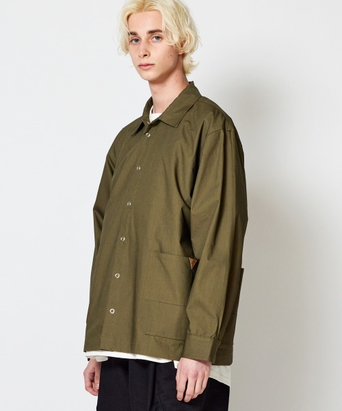 rehacer(レアセル)の「rehacer : 東炊き Big Pocket Work Jacket / 東炊きビッグポケットワークジャケット(カバーオール・メンズ・カーキ/スミクロ・SMALL/MEDIUM/LARGE)」の19枚目の写真