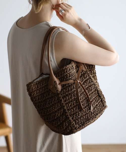 GUSCIO（グッシオ）の「【グッシオベーシック】かごバッグ　リボン（かごバッグ・レディース・ブラック/ブラウン/グレー・FREE）」の4枚目の写真