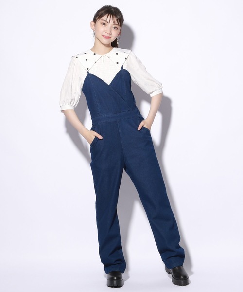 repipi armario(レピピ アルマリオ)の「カタリボンサロペット(サロペット/オーバーオール・キッズ・インディゴブルー/アイボリー/モカ・SMALL/MEDIUM/LARGE)」の3枚目の写真