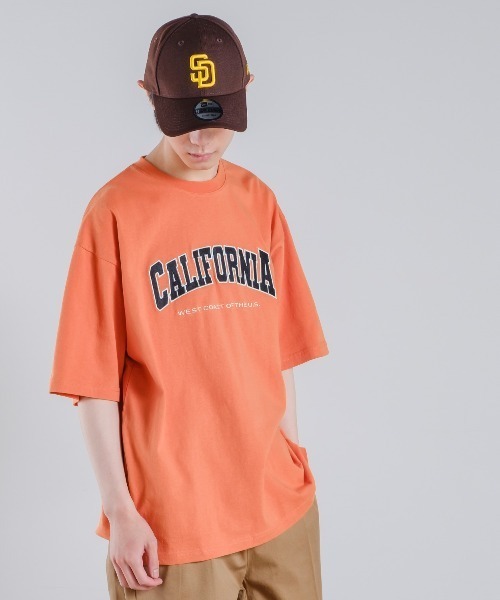 tシャツ カレッジワッペンTシャツ レディース メンズ セール】カレッジロゴ ワッペン 刺しゅう 半袖Tシャツ（Tシャツ