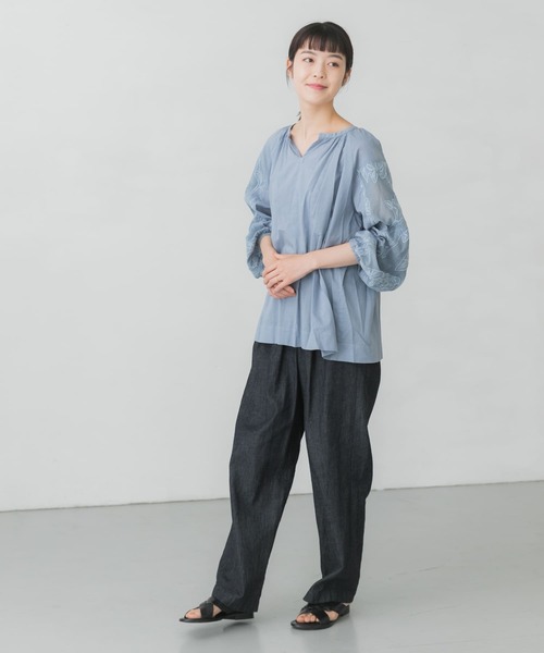 かぐれ（カグレ）の「メッシュ刺繍スリーブブラウス（シャツ/ブラウス・レディース・オフホワイト/ブルー/ブラック・FREE）」の15枚目の写真