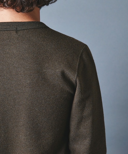 Magine(マージン)の「WOOL TWEED KNITSAW C/N L/S:ウールツイード ニットソー ロングスリーブ 22AW(Tシャツ/カットソー・メンズ・チャコールグレー/ネイビー/オリーブ・44/46/48)」の16枚目の写真