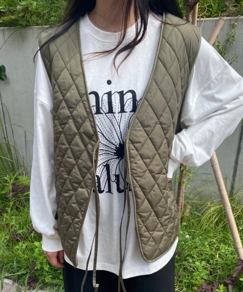 nemne store(ネンネストア)の「リボンキルティングベスト(ベスト・レディース・カーキ/オレンジ/アイボリー・フリー)」の19枚目の写真