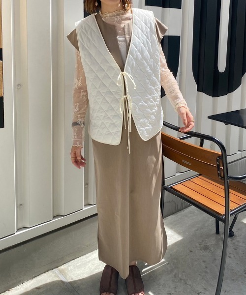 nemne store(ネンネストア)の「リボンキルティングベスト(ベスト・レディース・カーキ/オレンジ/アイボリー・フリー)」の13枚目の写真