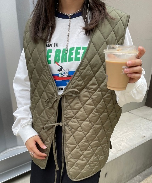 nemne store(ネンネストア)の「リボンキルティングベスト(ベスト・レディース・カーキ/オレンジ/アイボリー・フリー)」の21枚目の写真