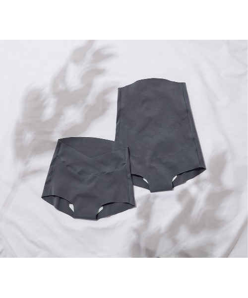 GUNZE(グンゼ)の「KIREILABO/キレイラボ マタニティ サポートショーツ ハイウエスト(ショーツ・レディース・ピンク系その他/クリーム/杢グレー/チャコールグレー・LARGE/MEDIUM)」の17枚目の写真