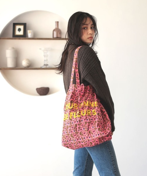 DONOBAN(ドノバン)の「ブロックプリント刺繍トート(トートバッグ・レディース・ピンク系その他/ブルー系その他/グリーン系その他・F)」の7枚目の写真