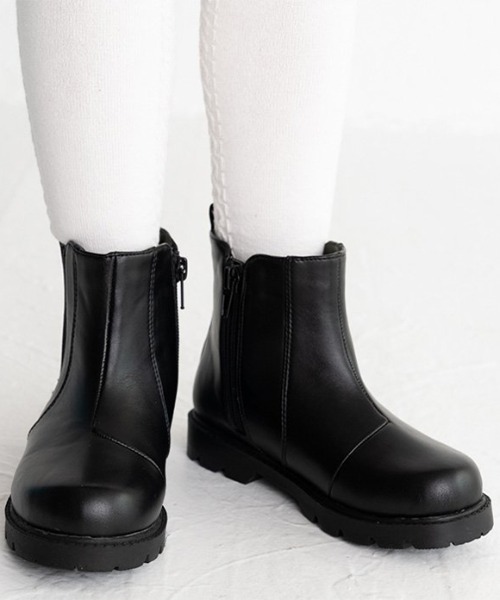 POMPKINS（ポプキンズ）の「【POMPKINS/ポプキンズ】サイドゴアブーツ（ブーツ・キッズ・その他/ブラック系その他・18cm/19cm/20cm/21cm/22cm/23cm/17cm）」の2枚目の写真