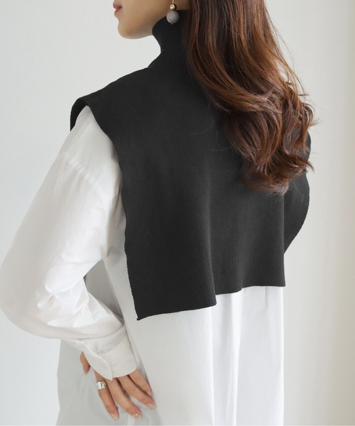 HER CLOSET（ハークローゼット）の「【HERCLOSET】ケープハイネックニット（付け襟・レディース・ホワイト/ブラック/グレイッシュベージュ・M）」の15枚目の写真