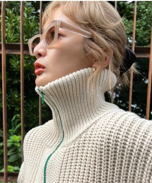 AMAIL（アマイル）の「Mannish sunglasses（サングラス・レディース・ブラック/ベージュ・FREE）」の2枚目の写真