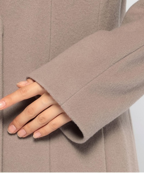 MISCH MASCH(ミッシュマッシュ)の「ノーカラーチェスターコート(ステンカラーコート・レディース・ブラック/モカ/ブルー系その他・MEDIUM)」の18枚目の写真