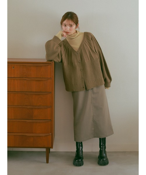 ehka sopo(エヘカソポ)の「【so4u×ehkasopo】タートルネックニット(ニット/セーター・レディース・ブラウン/ベージュ・フリ-)」の13枚目の写真