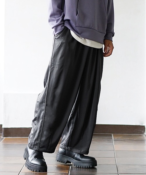 MinoriTY(マイノリティ)の「【MinoriTY】とろみ素材サテンワイドパンツ ワイドテーパードパンツ/スラックス 春服 冬服 メンズ(スラックス・メンズ・モカ/グレー/ブラック・L/M)」の5枚目の写真