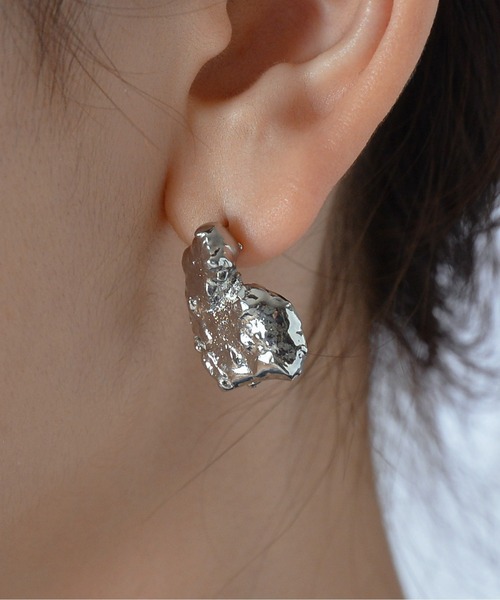 Monocoro toppi（モノコロトッピ）の「ニッケルフリー メタル 凸凹 ワンポイント ピアス（ピアス（両耳用）・レディース・シルバー/ゴールド・フリー）」の5枚目の写真