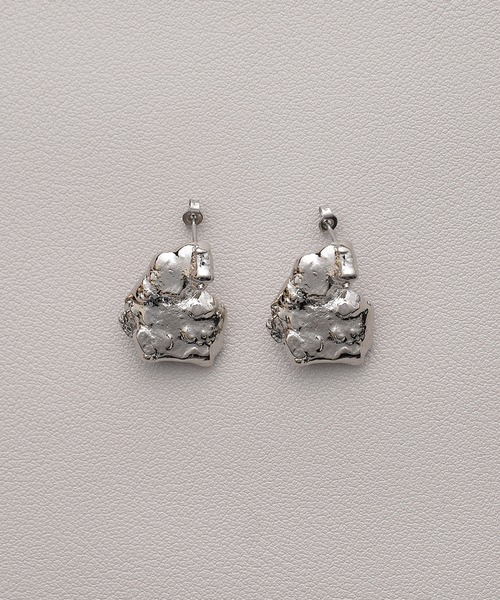 Monocoro toppi（モノコロトッピ）の「ニッケルフリー メタル 凸凹 ワンポイント ピアス（ピアス（両耳用）・レディース・シルバー/ゴールド・フリー）」の11枚目の写真