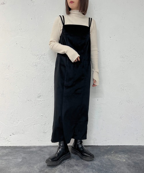 apres jour mignon(アプレジュールミニョン)の「ベロアナローキャミワンピース【ZOZOTOWN限定アイテム】(ワンピース・レディース・ブラック/ダークブラウン/グリーン系その他・MEDIUM/X-LARGE/SMALL)」の20枚目の写真