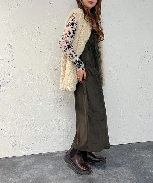 apres jour mignon(アプレジュールミニョン)の「ベロアナローキャミワンピース【ZOZOTOWN限定アイテム】(ワンピース・レディース・ブラック/ダークブラウン/グリーン系その他・MEDIUM/X-LARGE/SMALL)」の12枚目の写真