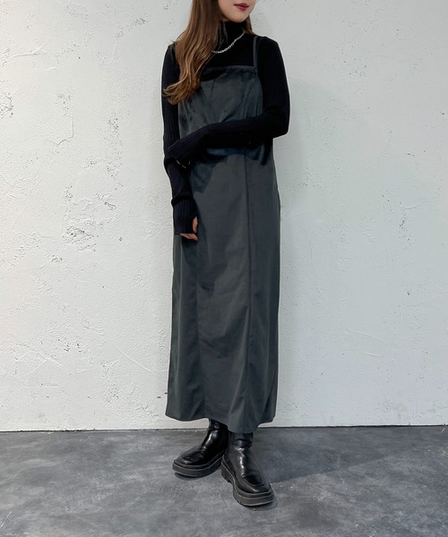 apres jour mignon(アプレジュールミニョン)の「ベロアナローキャミワンピース【ZOZOTOWN限定アイテム】(ワンピース・レディース・ブラック/ダークブラウン/グリーン系その他・MEDIUM/X-LARGE/SMALL)」の13枚目の写真