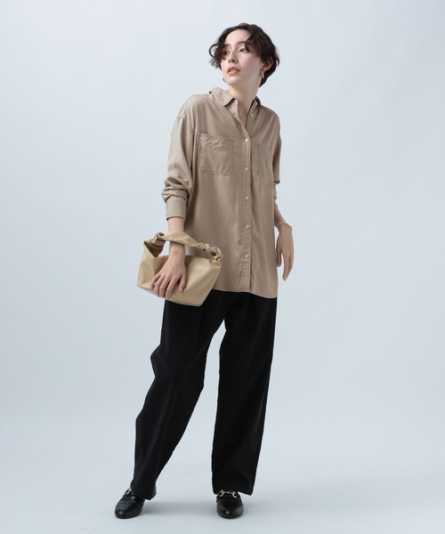 BAYFLOW(ベイフロー)の「ベーシックレギュラーシャツ(シャツ/ブラウス・レディース・パープル/ベージュ/アイボリー/ブルー・FREE)」の8枚目の写真