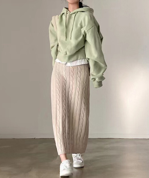 DAY CLOSET（デイ クローゼット）の「レディース 裏起毛フード付きリブクロップドスウェット（スウェット・レディース・ネイビー/ピンク/グリーン/アイボリー/ダークグレー・ONE SIZE）」の16枚目の写真