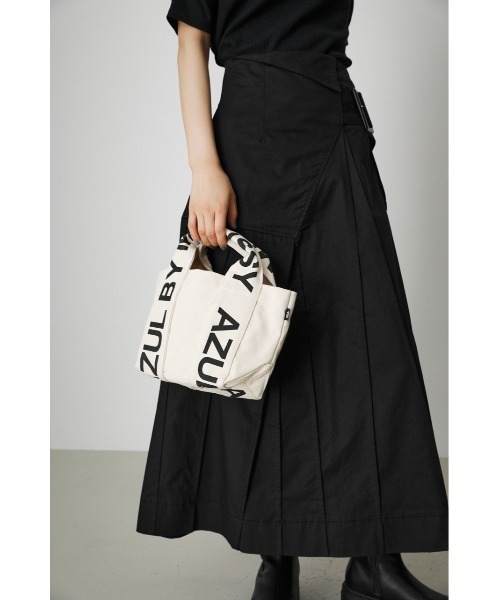 AZUL by moussy（アズールバイマウジー）の「AZUL LOGO CANVAS TOTE BAG/AZULロゴキャンバストートバッグ（トートバッグ・メンズ・ホワイト/ブラック/カーキ・FREE）」の12枚目の写真