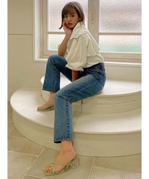 dazzlin（ダズリン）の「ジップアップ2ピースレイヤードニット（ニット/セーター・レディース・ブラック/オフホワイト/ブルー・FREE）」の4枚目の写真