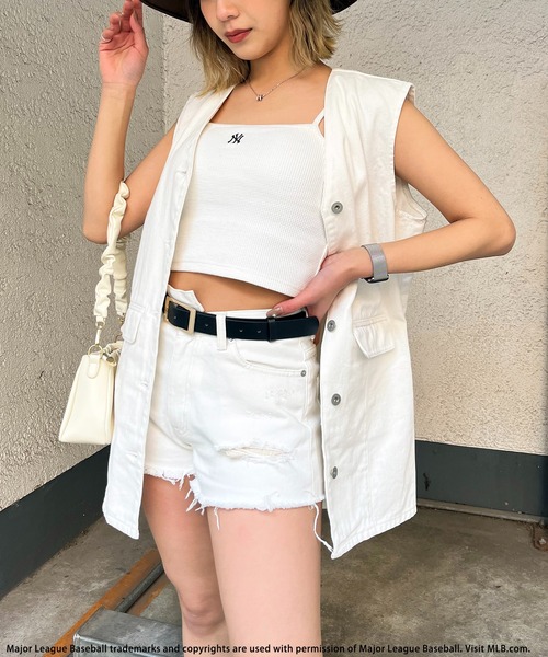 BACK TO THE FIELD（バック トゥー ザ フィールド）の「【MLB】ダメージデニムショートパンツ（デニムパンツ・レディース・インディゴブルー/ホワイト/サックスブルー/ブラック・SMALL/MEDIUM）」の9枚目の写真