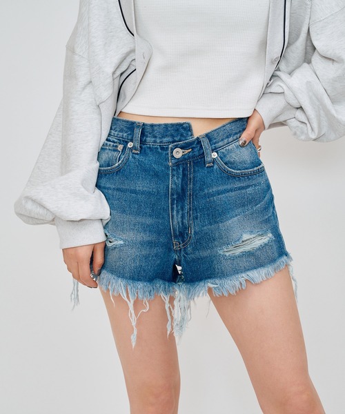 BACK TO THE FIELD（バック トゥー ザ フィールド）の「【MLB】ダメージデニムショートパンツ（デニムパンツ・レディース・インディゴブルー/ホワイト/サックスブルー/ブラック・SMALL/MEDIUM）」の21枚目の写真