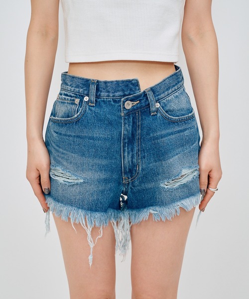 BACK TO THE FIELD（バック トゥー ザ フィールド）の「【MLB】ダメージデニムショートパンツ（デニムパンツ・レディース・インディゴブルー/ホワイト/サックスブルー/ブラック・SMALL/MEDIUM）」の22枚目の写真