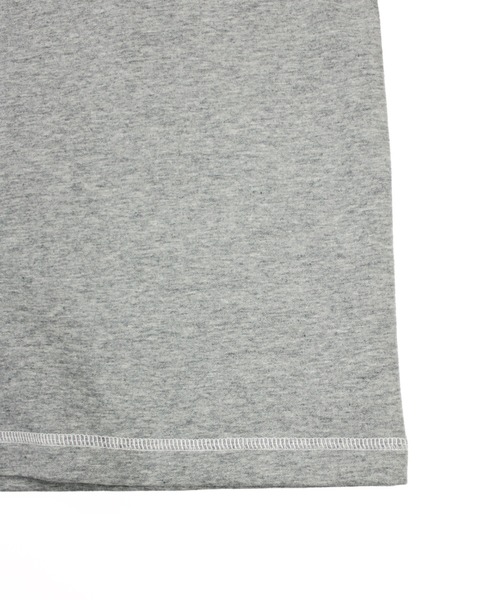 Universal Style Wear(ユニバーサルスタイルウェア)の「Universal Style Wear プレーン フットボール Tee(Tシャツ/カットソー・メンズ・ブラック/ホワイト/杢グレー/オートミール・LARGE/MEDIUM/X-LARGE)」の16枚目の写真