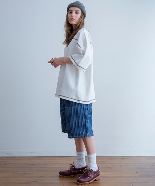 Universal Style Wear(ユニバーサルスタイルウェア)の「Universal Style Wear プレーン フットボール Tee(Tシャツ/カットソー・メンズ・ブラック/ホワイト/杢グレー/オートミール・LARGE/MEDIUM/X-LARGE)」の7枚目の写真