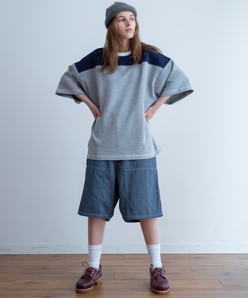 Universal Style Wear(ユニバーサルスタイルウェア)の「Universal Style Wear プレーン フットボール Tee(Tシャツ/カットソー・メンズ・ブラック/ホワイト/杢グレー/オートミール・LARGE/MEDIUM/X-LARGE)」の5枚目の写真