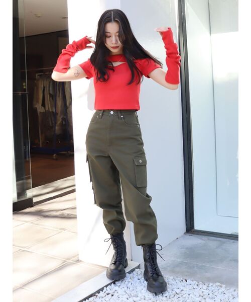 EVRIS（エヴリス）の「アームウォーマーショートトップス（Tシャツ/カットソー・レディース・レッド/ホワイト/ブラック・FREE）」の15枚目の写真