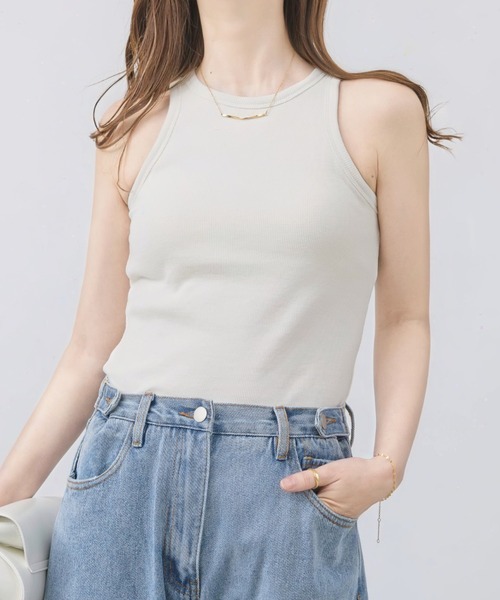 NEUNA（ヌナ）の「【涼し気でヘルシーな装い。】取り外し可能カップ付きアメスリトップス（タンクトップ・レディース・オリーブ/アイボリー/ブラック・FREE）」の2枚目の写真