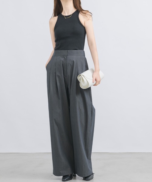 NEUNA（ヌナ）の「【涼し気でヘルシーな装い。】取り外し可能カップ付きアメスリトップス（タンクトップ・レディース・オリーブ/アイボリー/ブラック・FREE）」の12枚目の写真