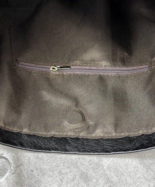 LVEU.（ラブユ.）の「【LVEU.】スクエアビッグトートバッグ / バッグ 鞄 BAG トート スクエア A4 通勤 通学 合皮 ブラック ZOZOTOWN限定（トートバッグ・レディース・ブラック・FREE）」の21枚目の写真