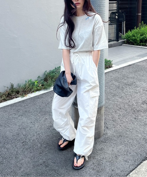 feepur（フェピュール）の「ドロストカーゴパラシュートパンツ（カーゴパンツ・レディース・ピンク/ブラック/オフホワイト・SMALL/MEDIUM）」の10枚目の写真