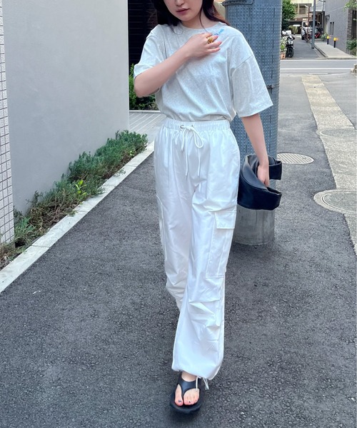 feepur（フェピュール）の「ドロストカーゴパラシュートパンツ（カーゴパンツ・レディース・ピンク/ブラック/オフホワイト・SMALL/MEDIUM）」の11枚目の写真