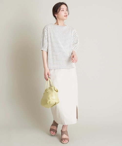 a.v.v(アーヴェヴェ)の「クロスゴムサンダル(サンダル・レディース・ブラック/モカ・24.5/23.5/22.5)」の5枚目の写真