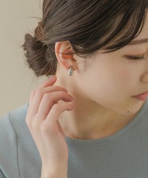 SMELLY | メタルプックリカーブイヤリング(イヤリング)