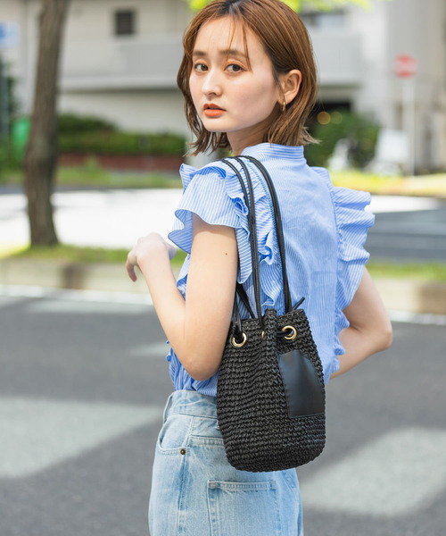 SENSE OF PLACE by URBAN RESEARCH（センスオブプレイスバイアーバンリサーチ）の「ペーパーショルダーバッグ（ショルダーバッグ・レディース・ブラック/ベージュ・ONE）」の4枚目の写真