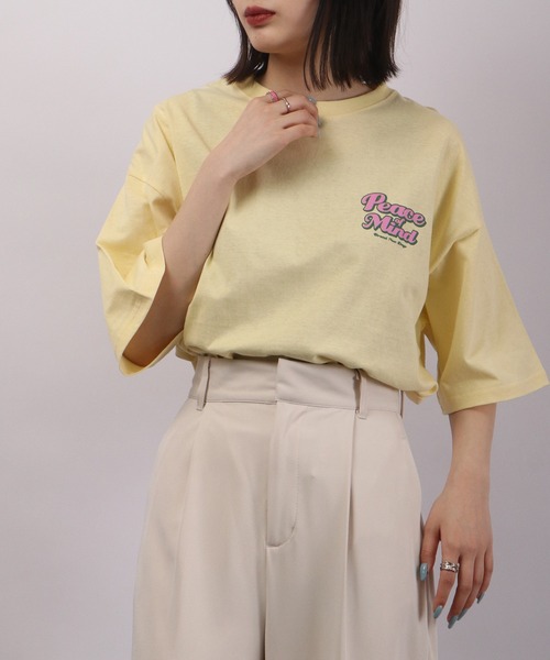 spiritoso（スピリトーゾ）の「spiritoso Peace Mind ロゴプリント 半袖Tシャツ（Tシャツ/カットソー・レディース・ホワイト/スミクロ/レモンイエロー/サックスブルー・F）」の4枚目の写真
