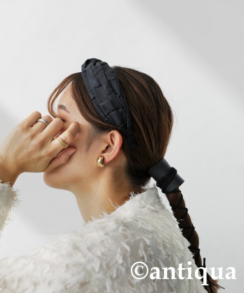 antiqua(アンティカ)の「ジャガードカチューシャ(カチューシャ・レディース・ブラック・FREE)」の10枚目の写真