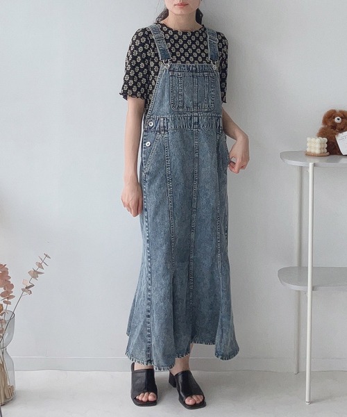 AS KNOW AS plus（アズノゥアズプラス）の「〇マーメイドジャンスカ（ジャンパースカート・レディース・サックスブルー/キナリ/ブラック系/ケミカルウォッシュ・FREE）」の16枚目の写真