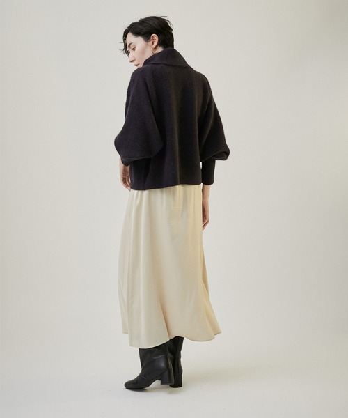 REMME(レメ)の「【雑誌掲載】【REMME(レメ)】ヒールショートブーツ(ブーツ・レディース・ブラック/ブラウン系その他2・36/37/38)」の4枚目の写真