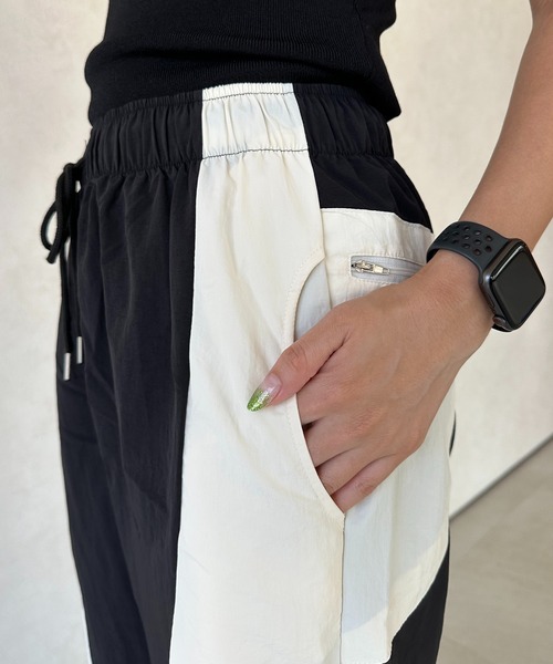 casane（カサネ）の「2wayバイカラーパンツ（その他パンツ・レディース・ブルー/ブラック・FREE）」の3枚目の写真