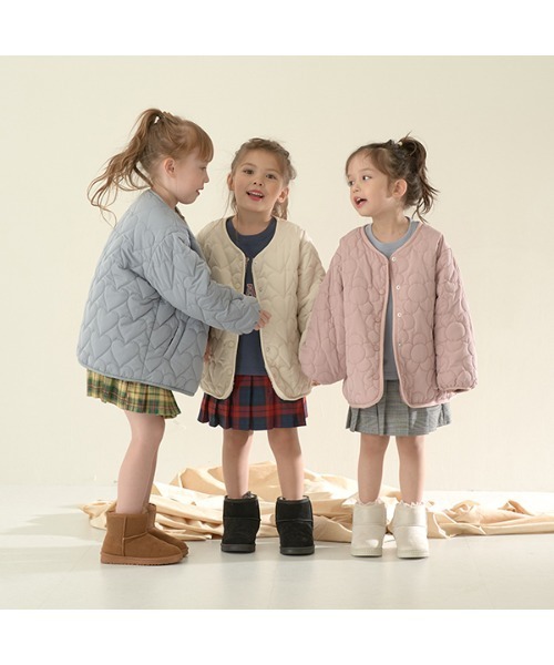 Lycee mine（リセマイン）の「【万能アイテム】アソートロゴスウェット（スウェット・キッズ・ピンク/モカ/ラベンダー/チャコール/ネイビー/サックスブルー/グレイッシュベージュ/アイボリー・100cm/110cm/140cm/150cm/120cm/130cm）」の14枚目の写真