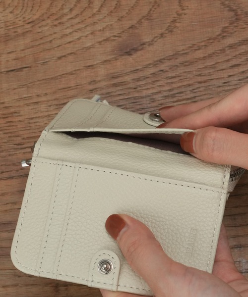 Beau're（ヴュレ）の「牛革ミニマムウォレット（財布・レディース・ブルー/イエロー/ベージュ/アイボリー・フリー）」の19枚目の写真